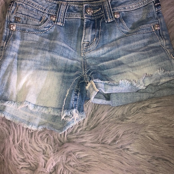 Miss Me Shorts - Picture 8 of 8